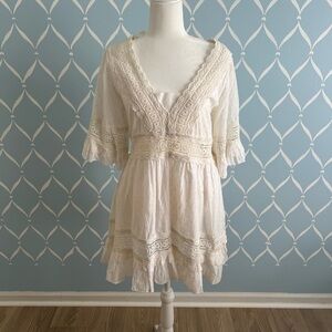 Elegant White Lace Dress